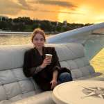 Александра, фото