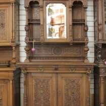 Антикварный ореховый БУФЕТ с зеркалом, в Москве