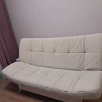 Диван, в Сургуте