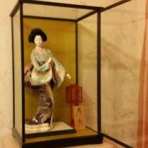 Гейша - японская кукла, в Иванове