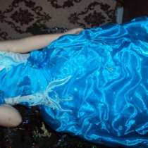 Праздничное нарядное голубое платье., в Курске