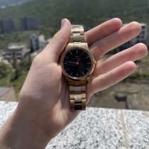 Часы Daniel Wellington золотые, в г.Тбилиси