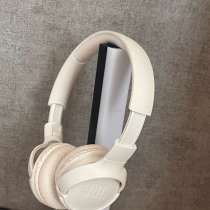 Беспроводные наушники JBL tune560BT, в Санкт-Петербурге