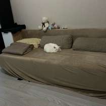 ? Отдаётся диван абсолютно бесплатно! Раскладывается, в хор, в Москве