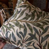 Подушки / декор, в Махачкале