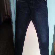 Продам джинсы новые на мальчика размер 30 цена 1300, в Чите