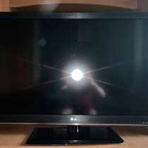 Телевизор LG 42 дюйма. LG 42CS460, в Москве