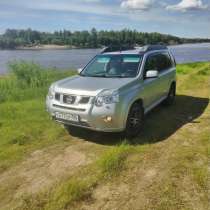 Меняю авто NISSAN Х-TRAIL 2013 года на комнату 18-20 кв. м, в Нижневартовске