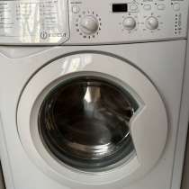 Продам стиральную машинку б/у, в Москве