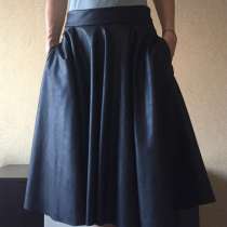 Кожаная юбка Zara, размер s, в Москве
