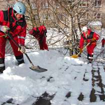 Уборка снега с крыши домов и зданий и другие высотные работы, в Перми