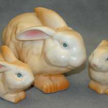 Фигурки фарфоровые Зайчиха с зайчатами 3шт (W021), в Москве