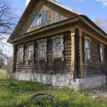 Дом в жилом селе, на берегу небольшой речки, в Москве
