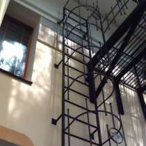 Пожарная вертикальная лестница, в Красноярске
