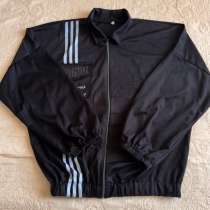 Продам женский спортивный костюмчик, в Таганроге