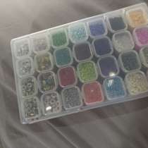 Плету из бисера, в Москве