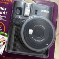 Продам Фотоаппарат моментальной печати Fujifilm Instax MINI, в Москве