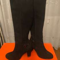 Осенние сапоги, в Москве