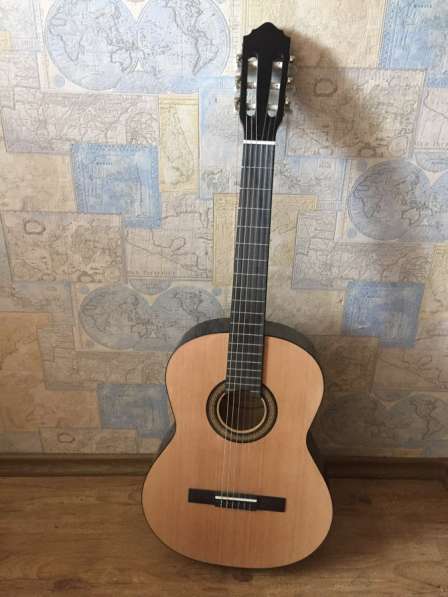 Классическая гитара Veston C-50A SP/N