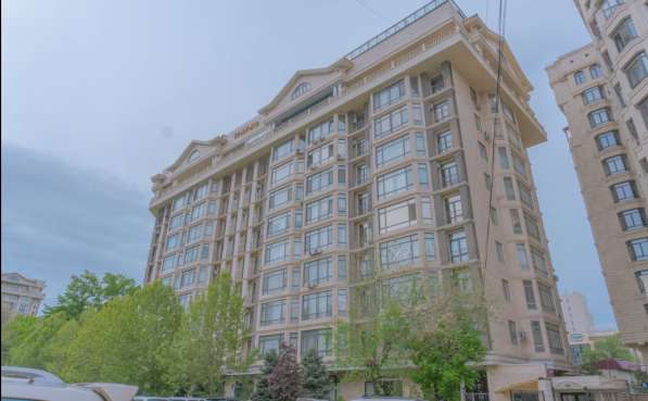 Продается ПЕНТХАУС 2 этажа в центре Бишкека 600 м² 685 000 в фото 6