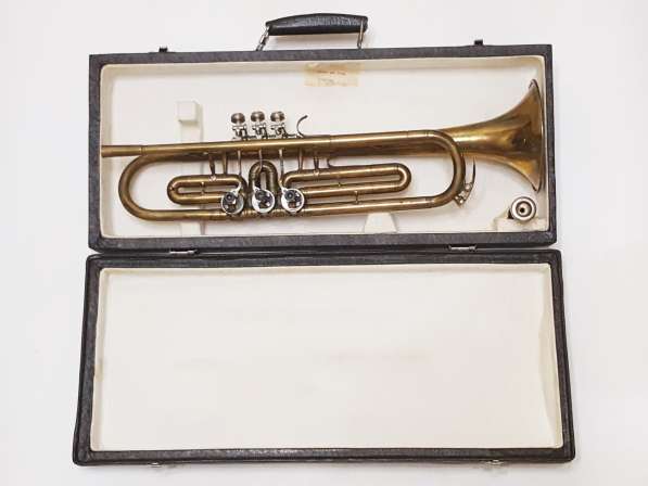 Труба. Музыкальный духовой инструмент СССР.Выбрать в подарок