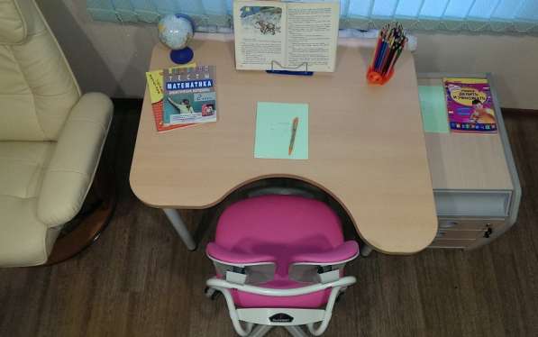 Письменный ортопедический стол для ребенка РК-900 в Москве фото 8