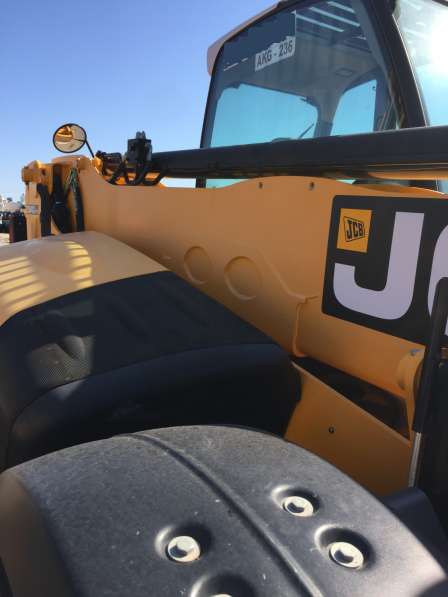JCB 540-170 в фото 26