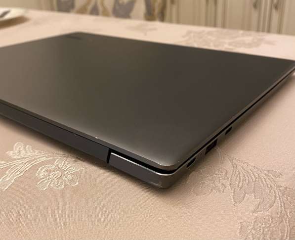 Ноутбук Lenovo IdeaPad 720S-13IKB 81A8000PRK в Москве фото 3