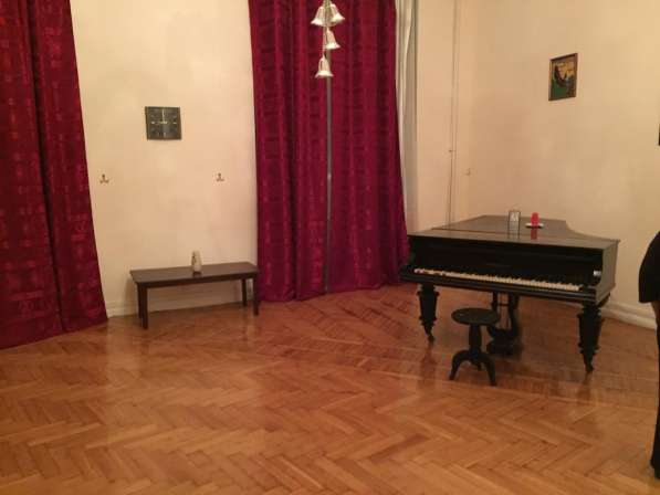 Сдается в центре/ apartment for rent в фото 5