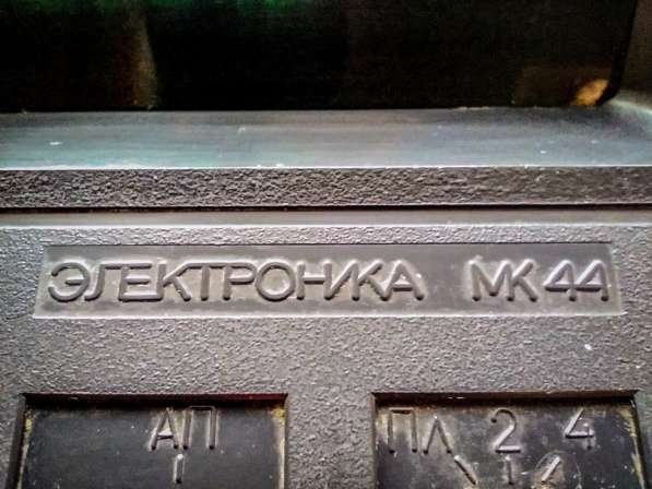 Советский калькулятор Электроника МК-44 в фото 5