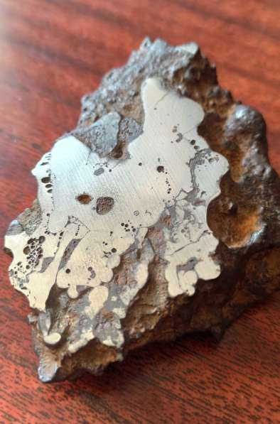 Железный метеорит. Структура - Неймановы линии в Георгиевске фото 3