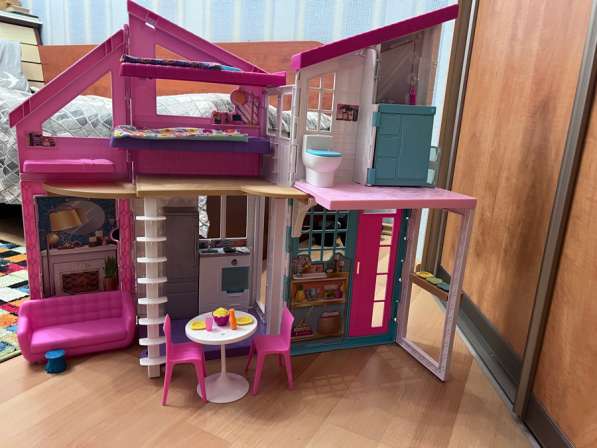 Детский игрушечный домик