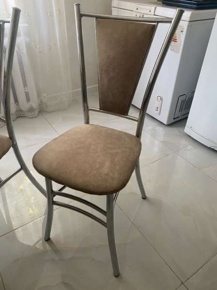 Стол и стулья в Рязани