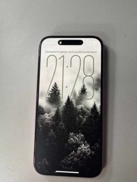 Продам айфон 15