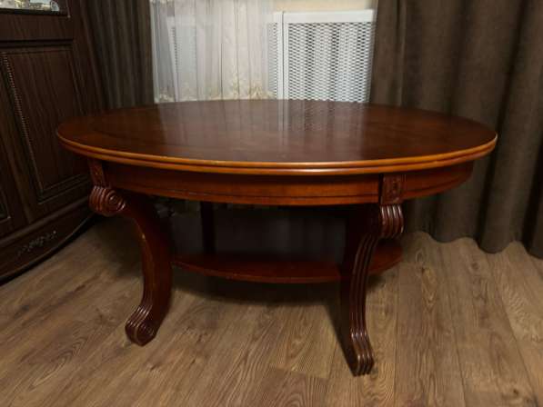 Стол журнальный