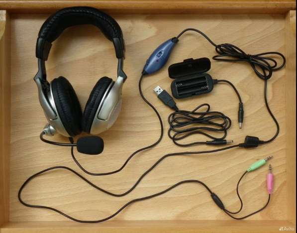 Наушники детальный мощный звук, вибро, микрофон в Москве