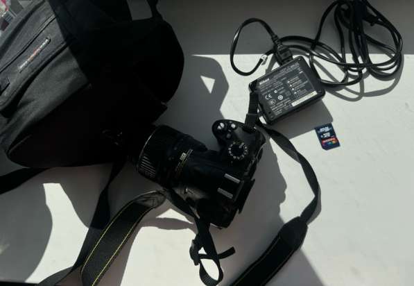 Зеркальный фотоаппарат Nikon