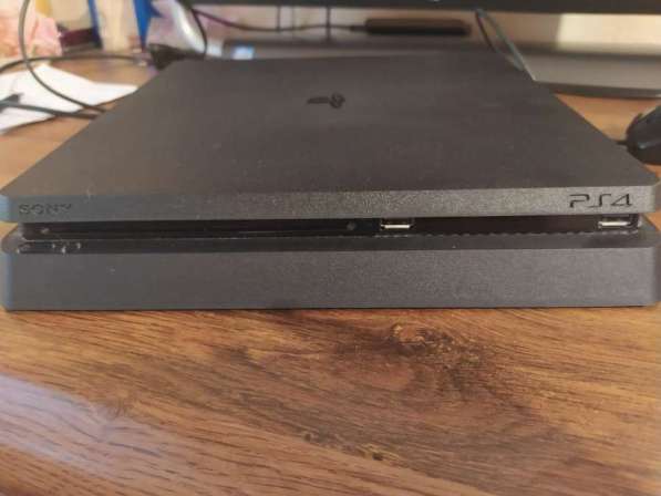 PS4 slim 500gb в Москве