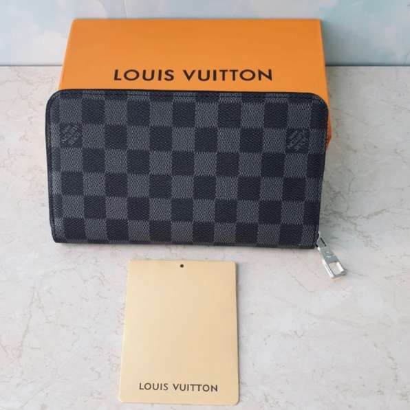 Кошелёк Louis Vuitton