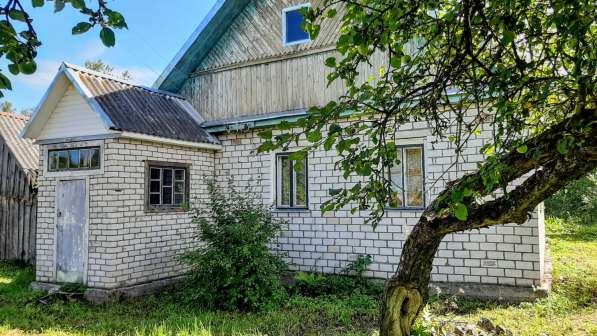 Добротный кирпичный дом с хоз и баней, 50 соток земли в Пскове фото 9