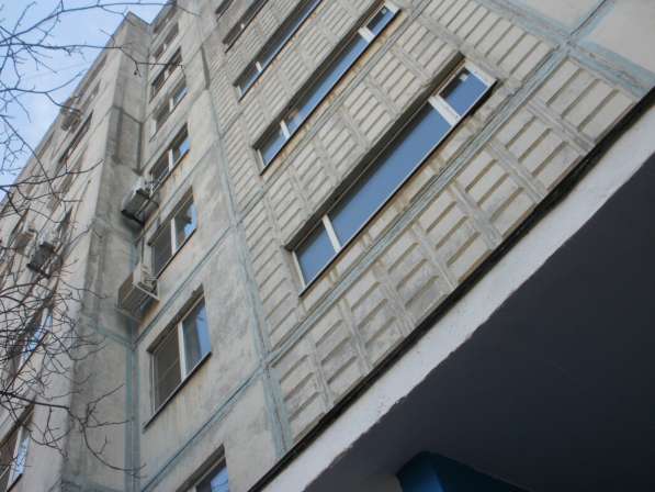 Продам трехкомнатную квартиру в Ростов-на-Дону.Жилая площадь 65 кв.м.Этаж 4.Дом панельный.