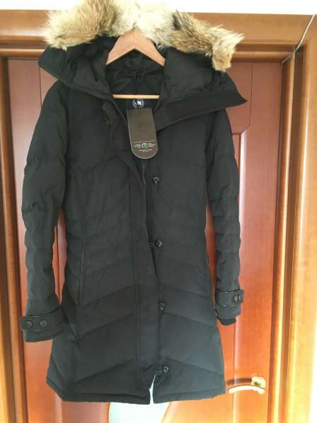 Куртка пуховик парка новая женская Canada Goose 46 М черная