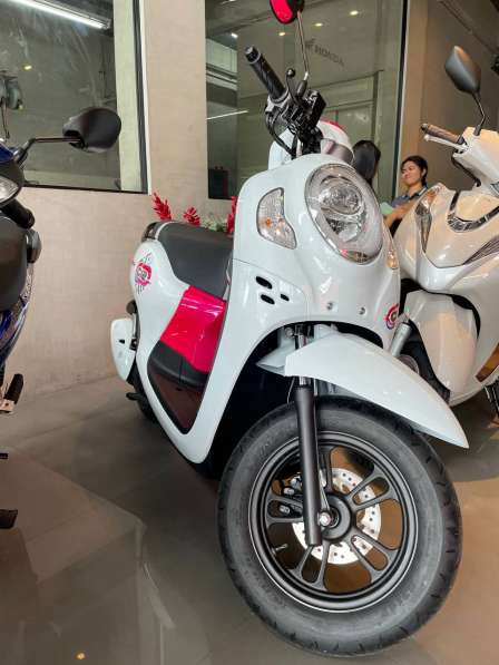 Honda Scoopy 110 см3 2023 года в аренду в фото 3