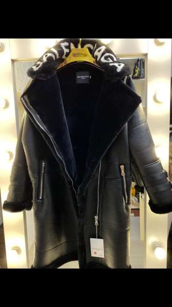 Дублёнка Balenciaga в Москве фото 5