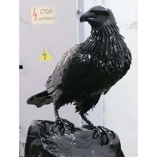 Скульптура орла, из металла эксклюзив