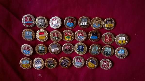 Значки по 10 рублей за штуку! в Москве фото 36