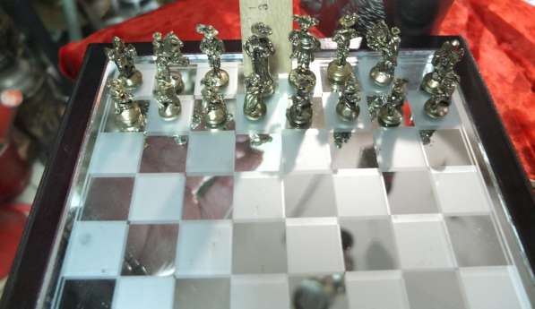 Шахматы оловянные, серебряного и золотого цвета, с доской ​​ в Ставрополе фото 9