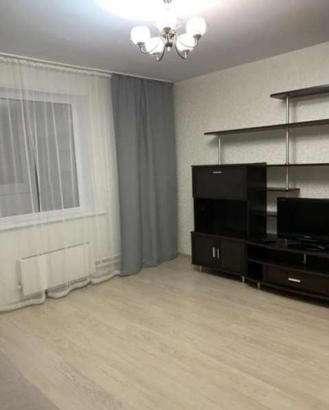 Сдается однокомнатная квартира на длительный срок с ремонтом в Октябрьского фото 6