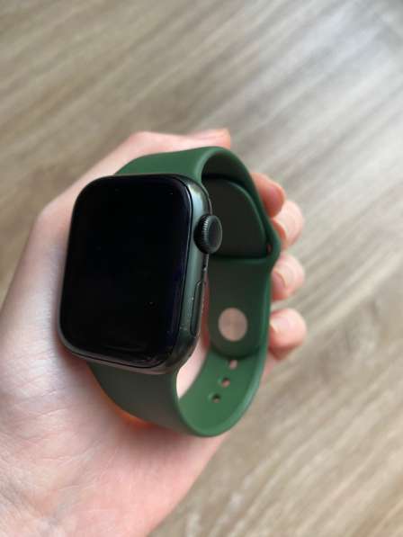 Apple Watch Series 7 (41mm, Green Aluminum Case) в фото 3