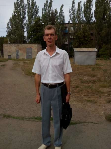 Олег, 49 лет, хочет пообщаться – знакомство с женщиной в фото 3